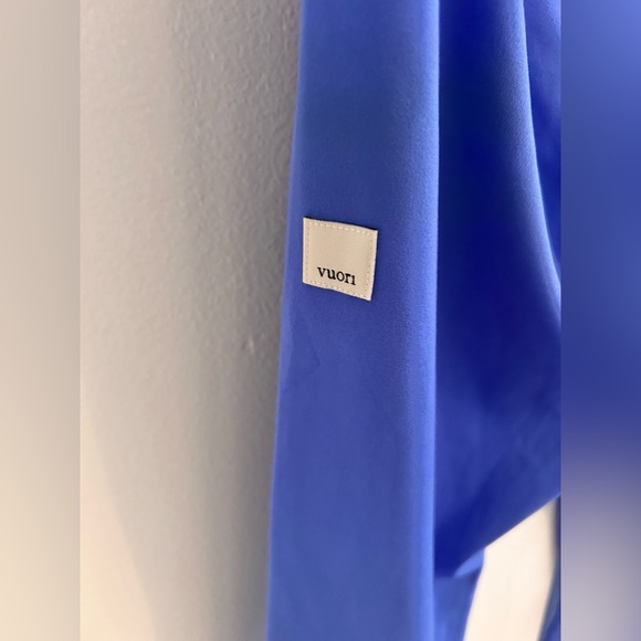 VUORI AllTheForm Legging- Short BRIGHT IRIS Size small NWT - Picture 5 of 5